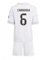 Otroške Nogometnih dresov Real Madrid Eduardo Camavinga #6 Domači 2025-26 Kratki rokavi (+ hlače)